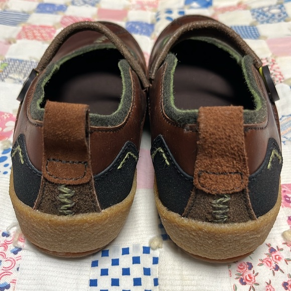 Merrell Paris Shoe J70280 Saddle Brown Mary Jane Comfort Leather Button  7-1/2 - Picture 3 of 10